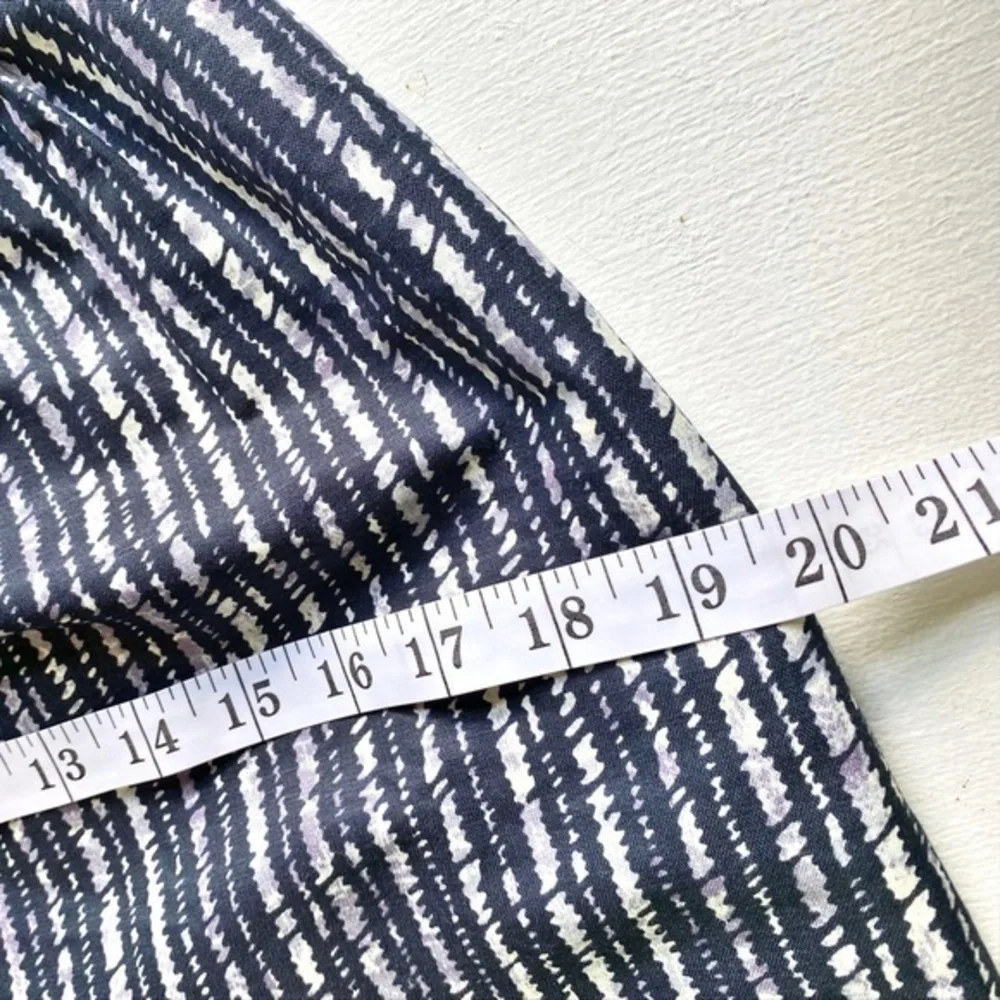 Loft Linen Blend Lightweight Lavender, Navy and White Mini Skirt - Picture 8 of 9